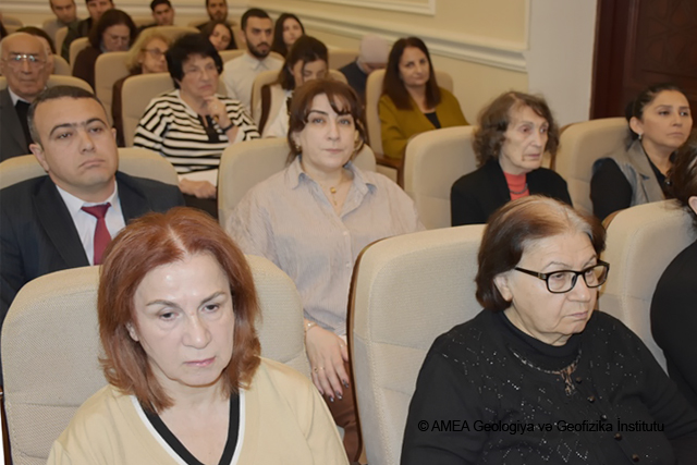 GGİ-də AKADEMİK ƏKPƏR FEYZULLAYEVİN 80 İLLİK YUBİLEYİ MÜNASİBƏTİLƏ ELMİ ŞURANIN TƏNTƏNƏLİ İCLASI KEÇİRİLİB