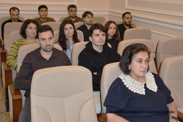 GGİ-də YER ELMLƏRİ SAHƏSİNDƏ NÖVBƏTİ ÜMUMRESPUBLİKA ELMİ SEMİNARI KEÇİRİLİB