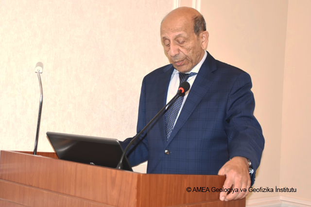 GEOLOGİYA VƏ GEOFİZİKA İNSTİTUTU ELMİ ŞURASININ İCLASINDA BİR SIRA MÜHÜM MƏSƏLƏLƏR MÜZAKİRƏ EDİLİB