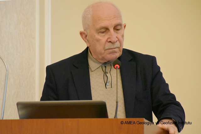 GEOLOGİYA VƏ GEOFİZİKA İNSTİTUTU ELMİ ŞURASININ İCLASINDA BİR SIRA MÜHÜM MƏSƏLƏLƏR MÜZAKİRƏ EDİLİB