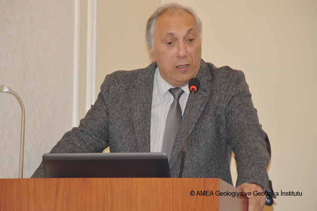 GEOLOGİYA VƏ GEOFİZİKA İNSTİTUTU ELMİ ŞURASININ İCLASINDA BİR SIRA MÜHÜM MƏSƏLƏLƏR MÜZAKİRƏ EDİLİB