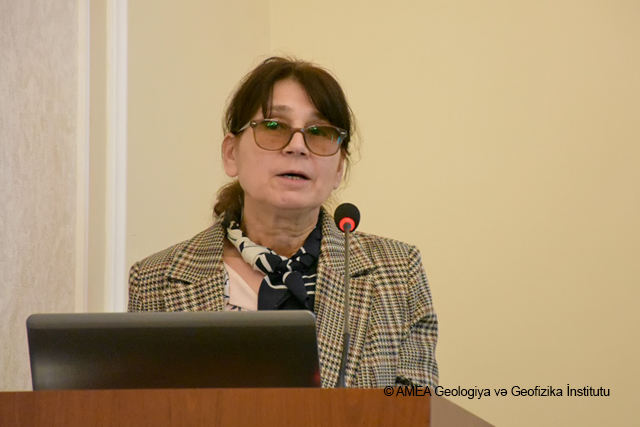 GEOLOGİYA VƏ GEOFİZİKA İNSTİTUTUNDA ELMİ ŞURANIN İLİN İLK İCLASI KEÇİRİLİB