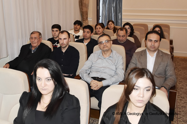 GEOLOGİYA VƏ GEOFİZİKA İNSTİTUTUNDA ELMİ ŞURANIN İLİN İLK İCLASI KEÇİRİLİB