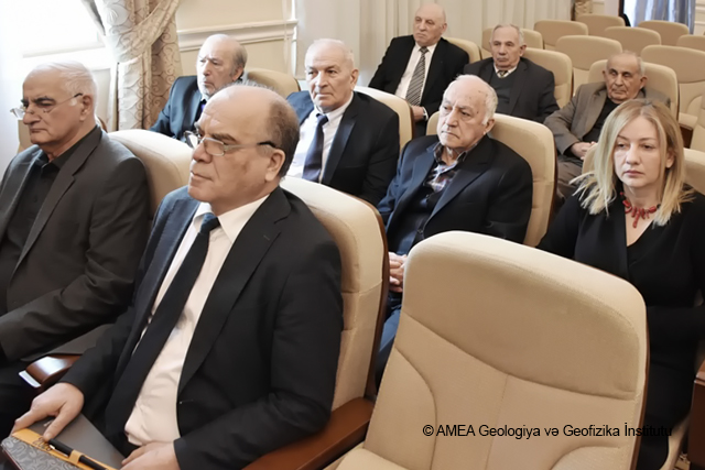 GEOLOGİYA VƏ GEOFİZİKA İNSTİTUTUNDA AKADEMİK ŞAMİL ƏZİZBƏYOVUN 120 İLLİYİ MÜNASİBƏTİLƏ TƏDBİR KEÇİRİLİB
