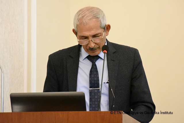 GEOLOGİYA İNSTİTUTUNDA MÜTƏXƏSSİSLƏR ŞURASININ VƏ ÜMUMRESPUBLİKA ELMİ SEMİNARININ BİRGƏ İCLASI KEÇİRİLİB