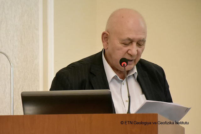GEOLOGİYA İNSTİTUTUNDA MÜTƏXƏSSİSLƏR ŞURASININ VƏ ÜMUMRESPUBLİKA ELMİ SEMİNARININ BİRGƏ İCLASI KEÇİRİLİB