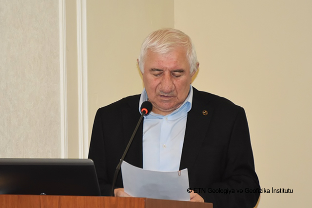 GEOLOGİYA İNSTİTUTUNDA MÜTƏXƏSSİSLƏR ŞURASININ VƏ ÜMUMRESPUBLİKA ELMİ SEMİNARININ BİRGƏ İCLASI KEÇİRİLİB