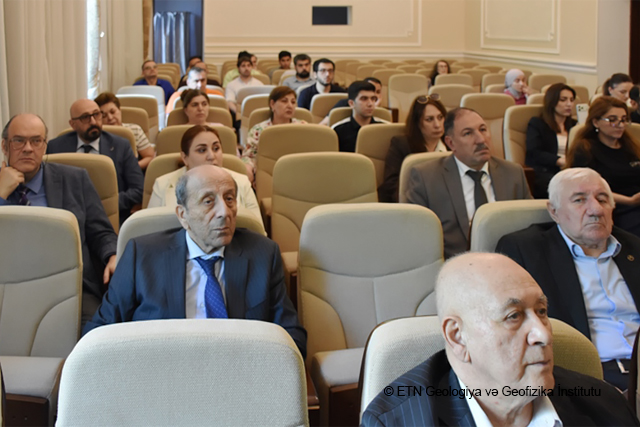 ETN GEOLOGİYA İNSTİTUTUNDA NÖVBƏTİ DİSSERTASİYA İŞİNİN MÜZAKİRƏSİ KEÇİRİLİB