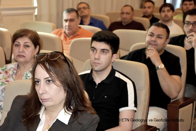 ETN GEOLOGİYA İNSTİTUTUNDA NÖVBƏTİ DİSSERTASİYA İŞİNİN MÜZAKİRƏSİ KEÇİRİLİB