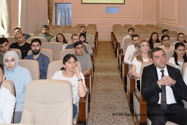 GEOLOGİYA İNSTİTUTUNDA “İNSAN HÜQUQLARI AYLIĞI” ÇƏRÇİVƏSİNDƏ TƏDBİR KEÇİRİLİB