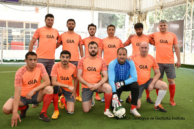 GEOLOGİYA VƏ GEOFİZİKA İNSTİTUTUNUN FUTBOL YARIŞINDA NÖVBƏTİ ÇEMPİONLUĞU