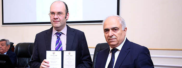 GGİ-nin GƏNC ALİMİNƏ “AMEA-nın PROFESSORU” ADININ DİPLOMU TƏQDİM EDİLMİŞDİR