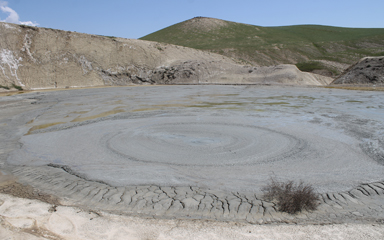 ABŞERON YARIMADASINDA PALÇIQ VULKANI PÜSKÜRMƏSİ İLƏ BAĞLI YAYILAN XƏBƏRLƏR TƏSDİQİNİ TAPMAYIB - MONİTORİNQLƏRİN NƏTİCƏLƏRİ