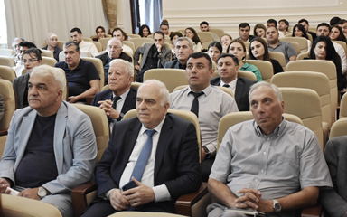 GGİ-də MÜTƏXƏSSİSLƏR ŞURASININ VƏ ÜMUMRESPUBLİKA ELMİ SEMİNARININ BİRGƏ İCLASI KEÇİRİLİB