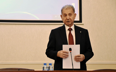 GGİ-də ƏLDƏ EDİLMİŞ MÜHÜM ELMİ NƏTİCƏLƏRİN MÜZAKİRƏSİ KEÇİRİLİB